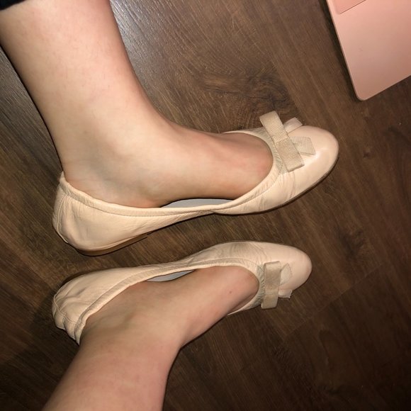 STUART WEITZMAN NUDE BALLET FLAT - Picture 3 of 5
